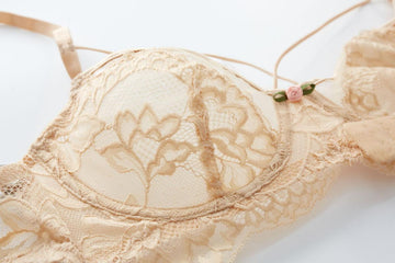 Eyelash Lace Lingerie: The Ultimate in Luxury & Femininity